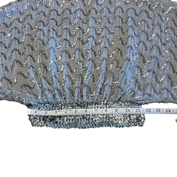 St. MARTIN Silver Wavy Sequin Crop Top Dolman Sleeves Glam Retro Disco Party Med - Picture 13 of 16
